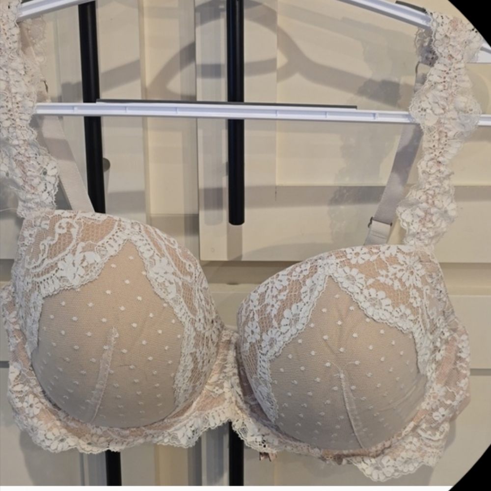 Victoria's Secret Underwire Bra Dream Angels Lined Demi